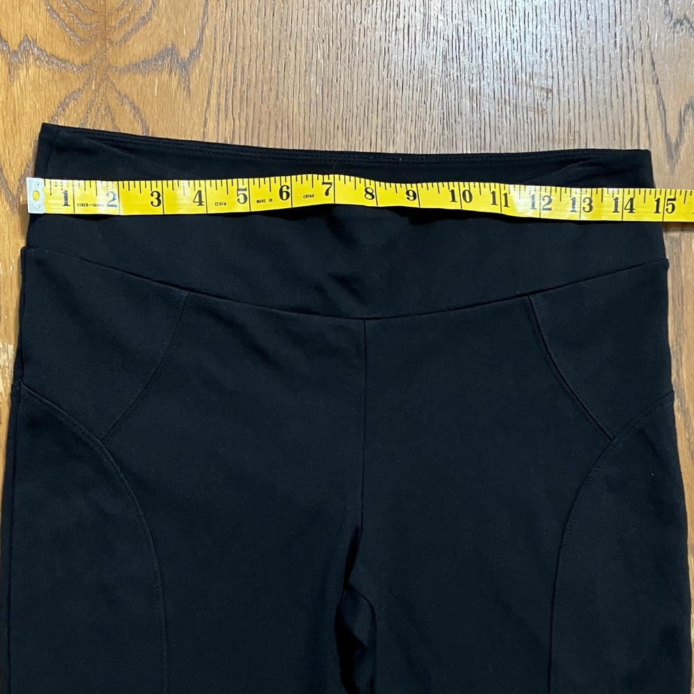 VICINITY BRAND BLACK LEGGINGS 
SIZE MEDIUM - Picture 6 of 10